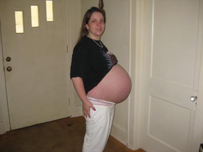 Pregnant Bellies With Twins 119