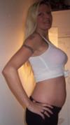 Rowena O'Neil twin bump at 18 weeks